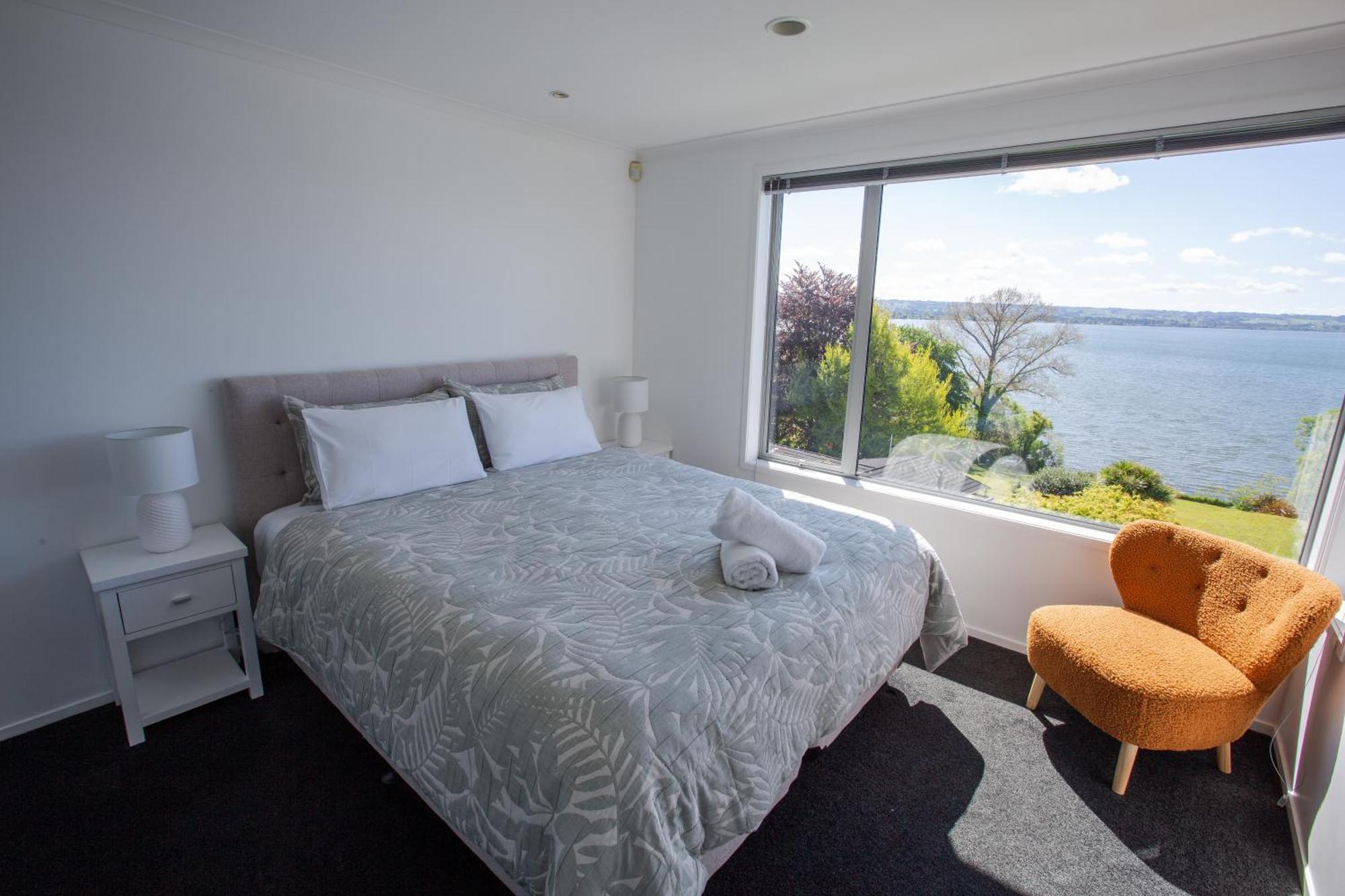 Serenity Lakeview Retreat * Rotorua